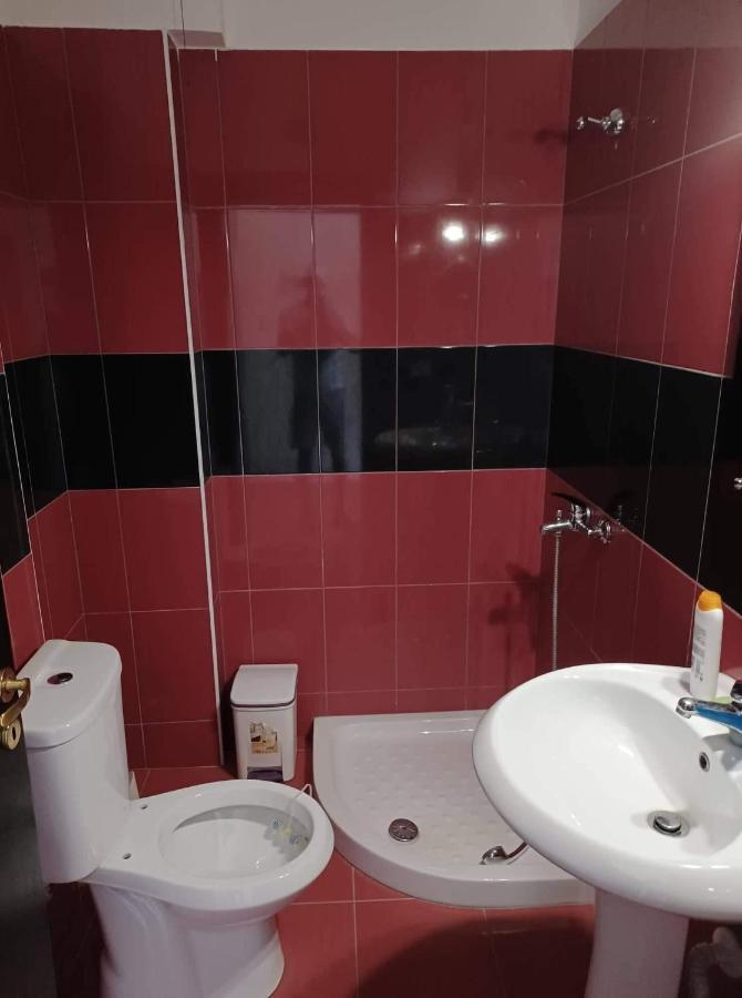 Ari Apartaments Vlore Exterior photo