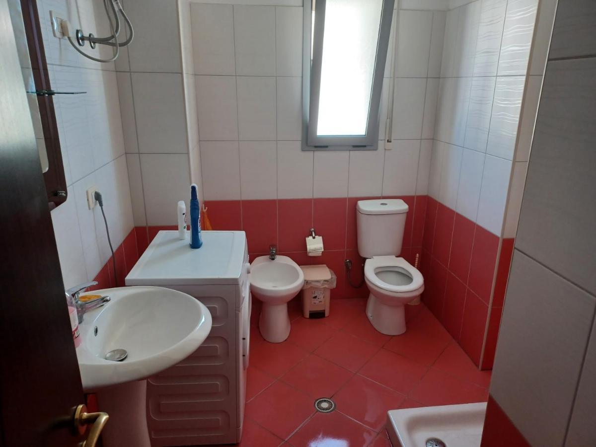 Ari Apartaments Vlore Exterior photo
