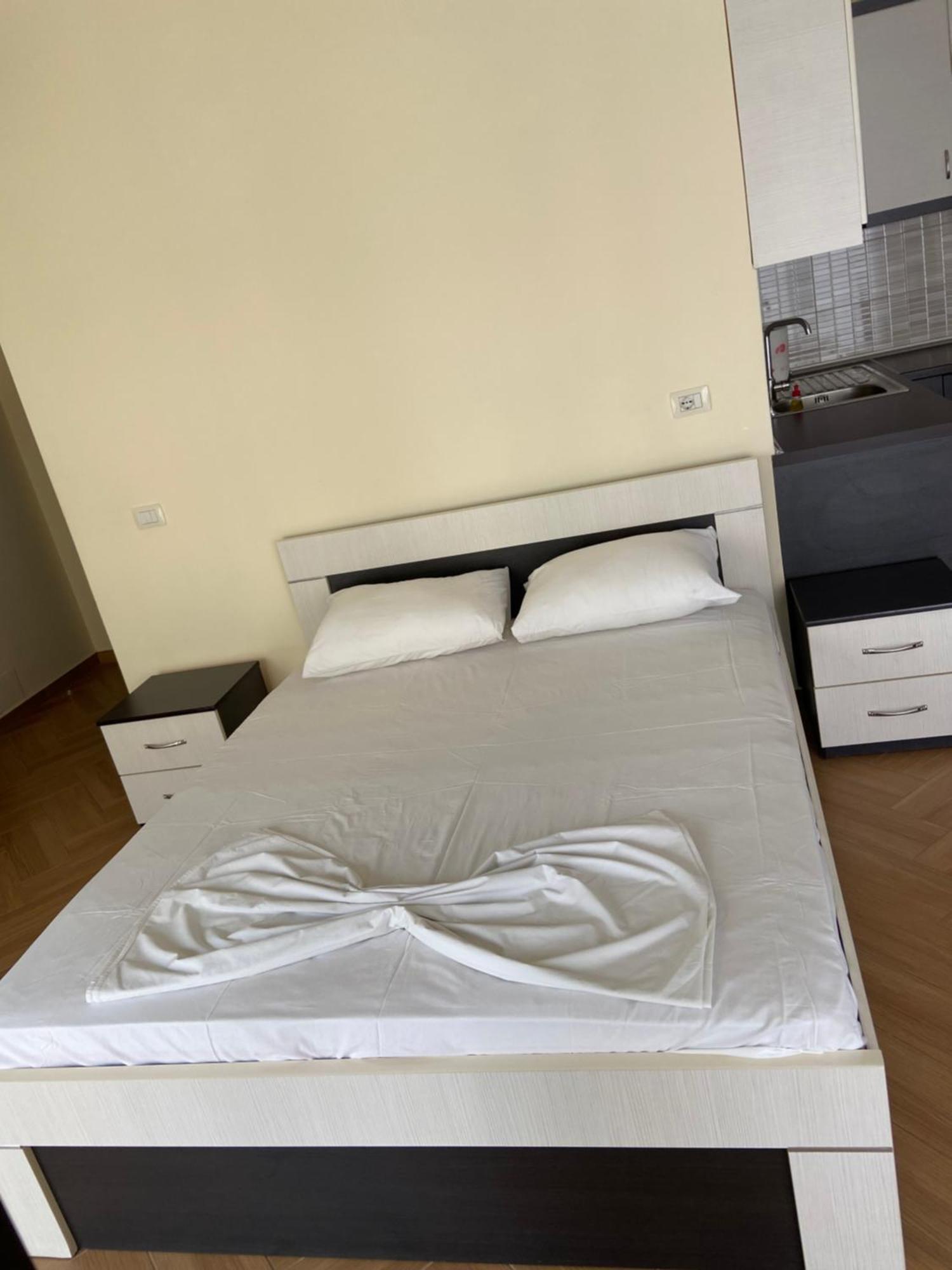 Ari Apartaments Vlore Exterior photo